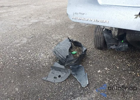 2023 Toyota Highlander Hybrid Xle z USA, uszkodzony, nr VIN 5TDKBRCH3PS119452